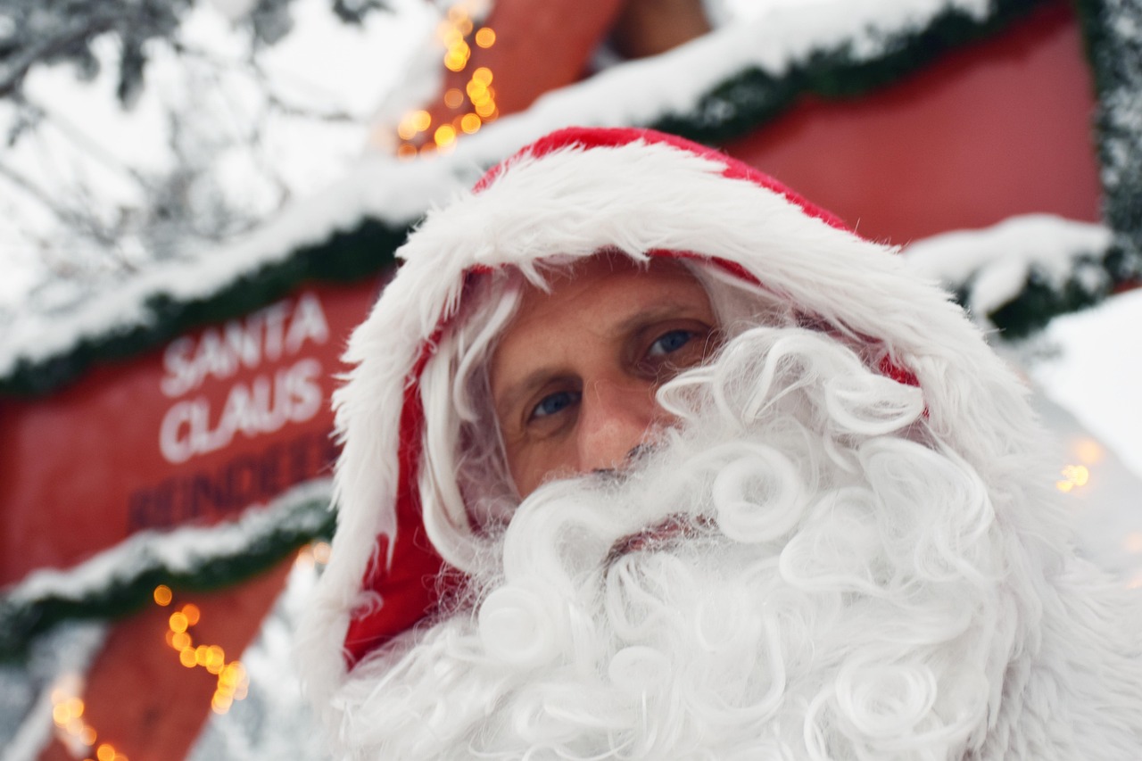 santa-claus-5222393_1280